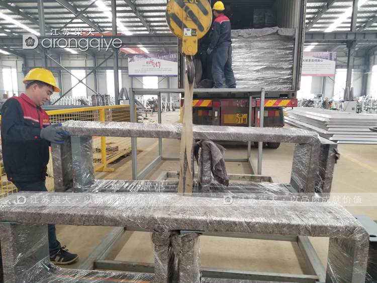 歐洲候車亭發(fā)貨圖二