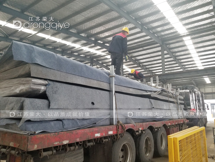 江蘇不銹鋼公交候車亭發貨圖三