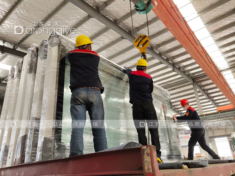 山東公交候車亭發(fā)貨圖一