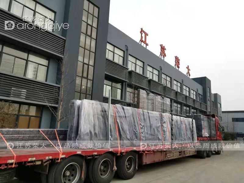 第六批廣東智能候車亭發貨圖三