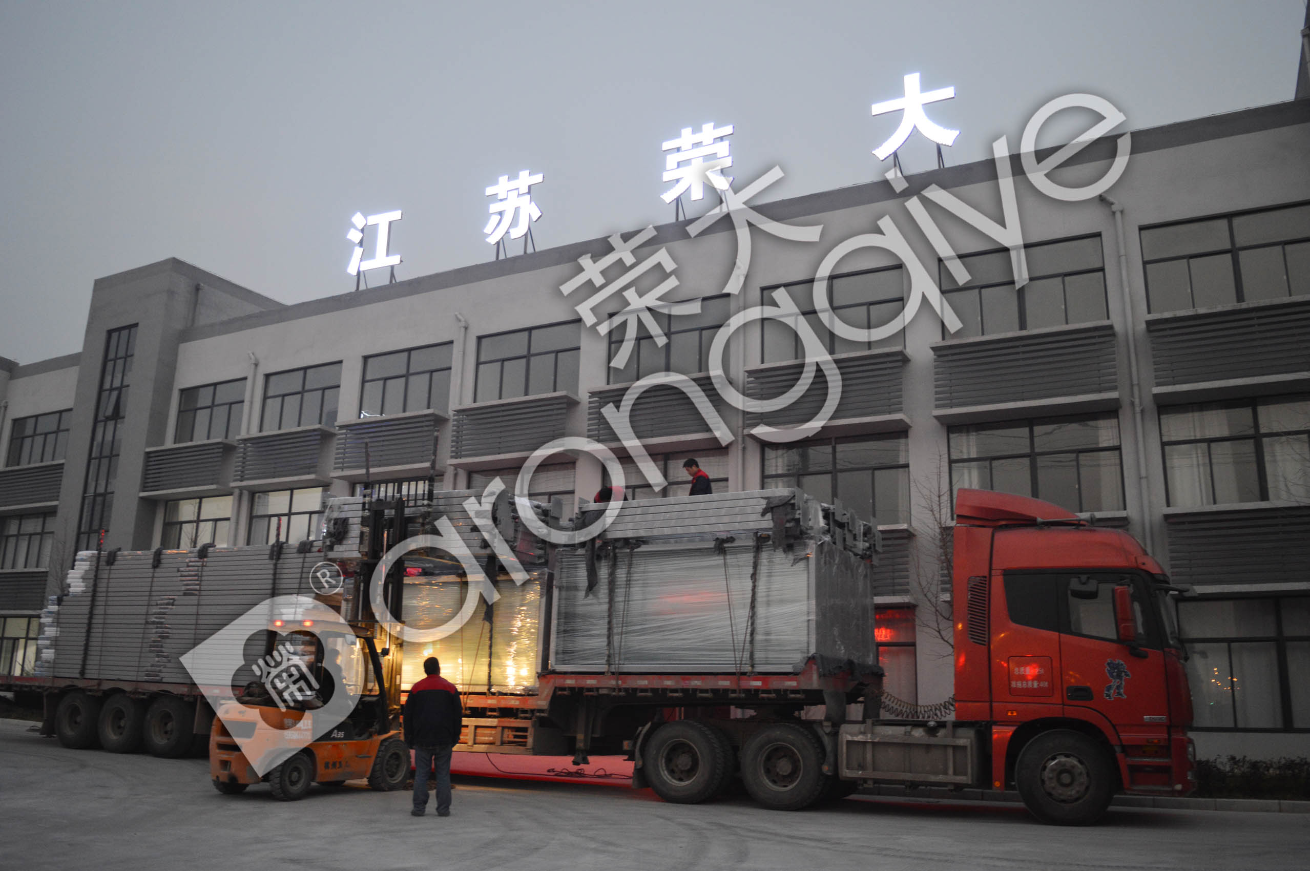 �V����܇ͤ�l(f��)؛�D��