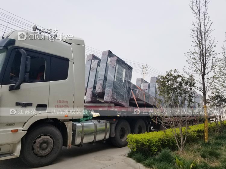 ��һ��ɽ�|����վ�ưl؛�D��